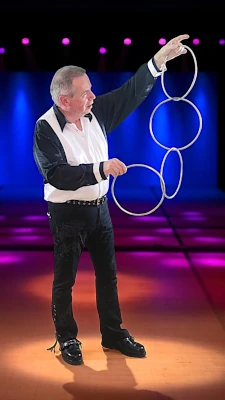 Zauberer, Magie, Zaubershow, Ringspiel